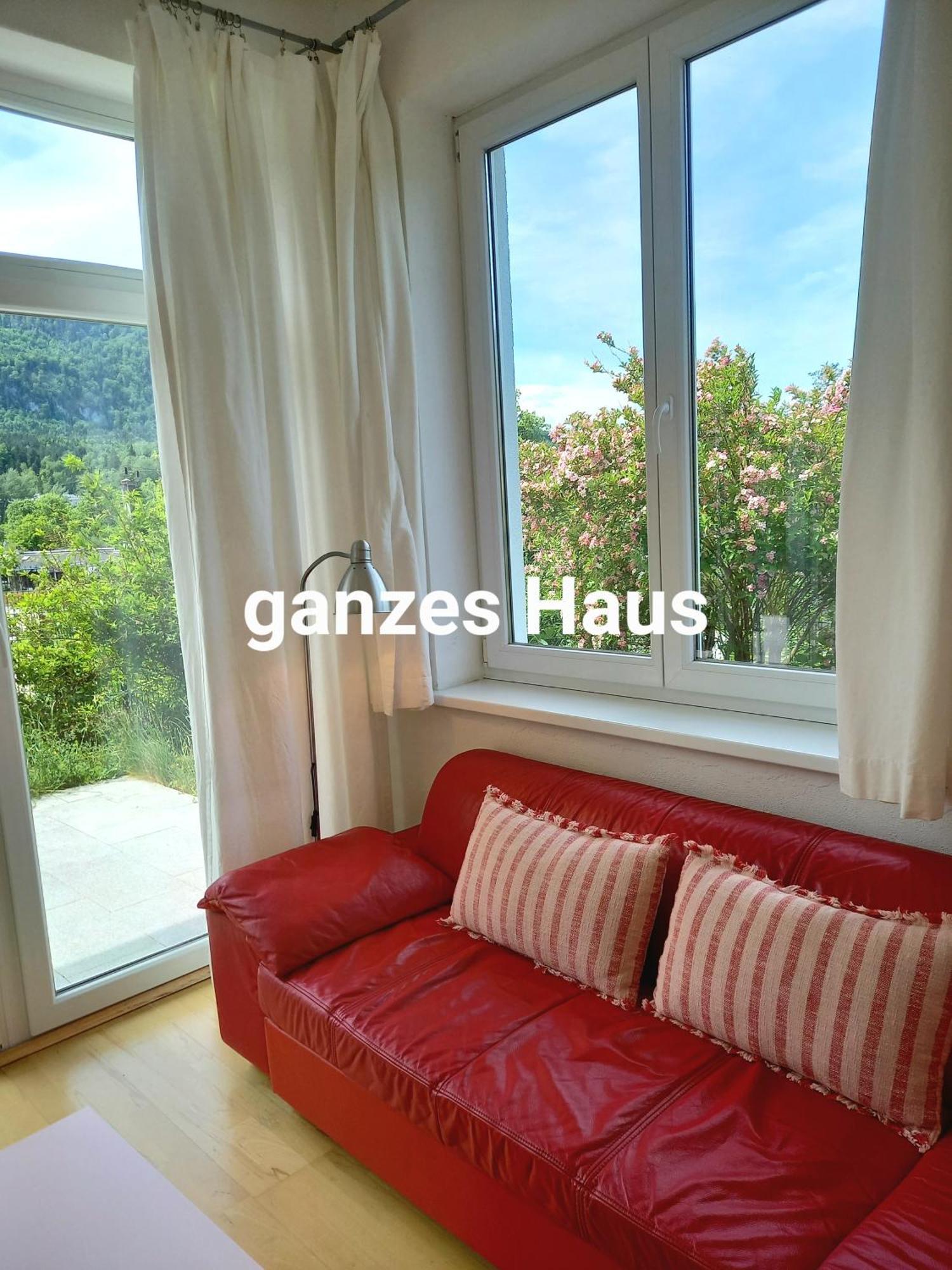 Flores, Ferienhaus Oder Doppelzimmer, Im Gruenen, 5 Gehminuten Ins Zentrum, Parkplatz, Zero Emissions Бад-Ишль Экстерьер фото